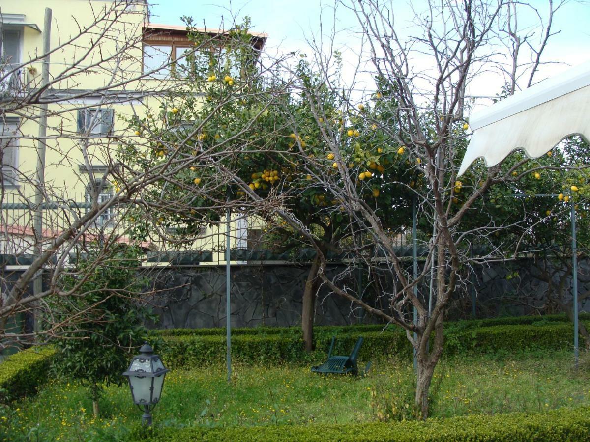 Villa Luisa Portici Buitenkant foto